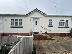 Photo 15- click for photo gallery